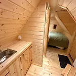 La Enchantee Lodge Hudiviller