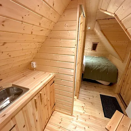 La Enchantee Lodge Hudiviller