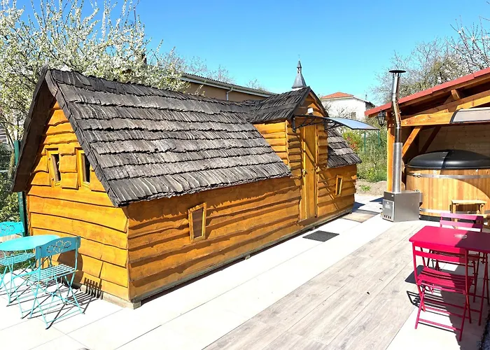 La Enchantee Chata *