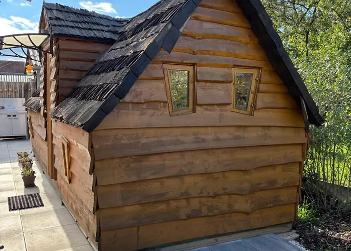 La Enchantee Hudiviller